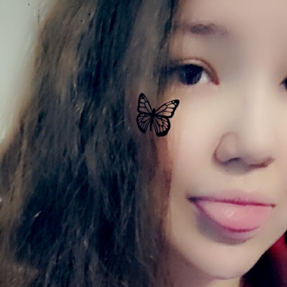 Meet your Posher, Abigail - Picture 2 of 2